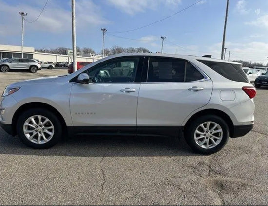 silver chevy equinox